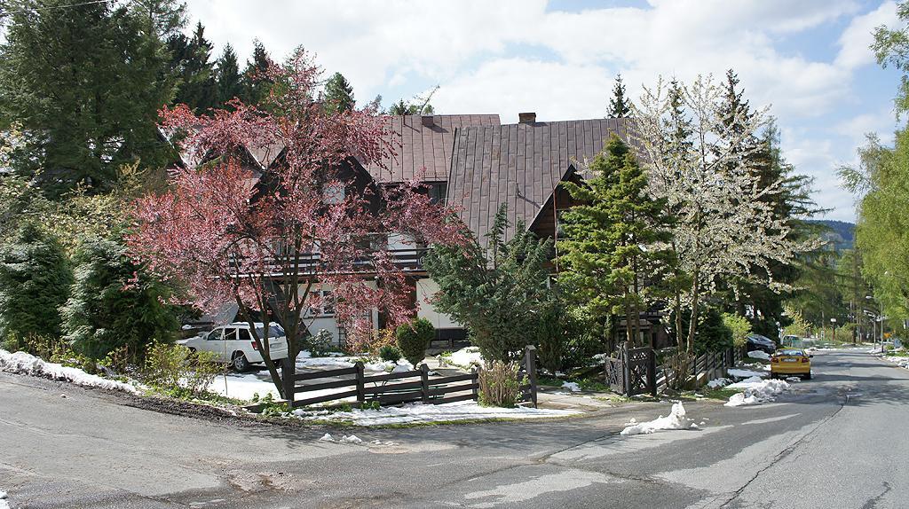 Aparthotel Corum